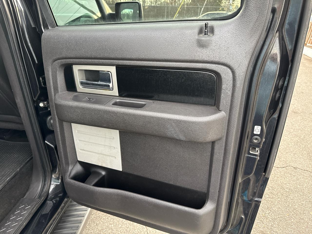 Ford F-150 FX4 SuperCrew 4WD 2012