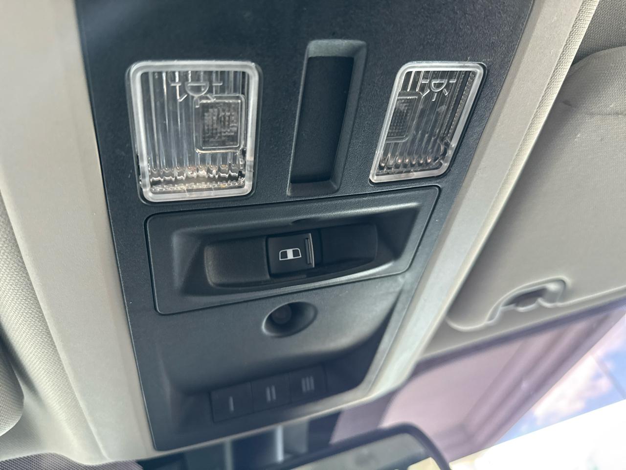 RAM 3500 Laramie 4x4 Crew Cab 6'4" Box 2017