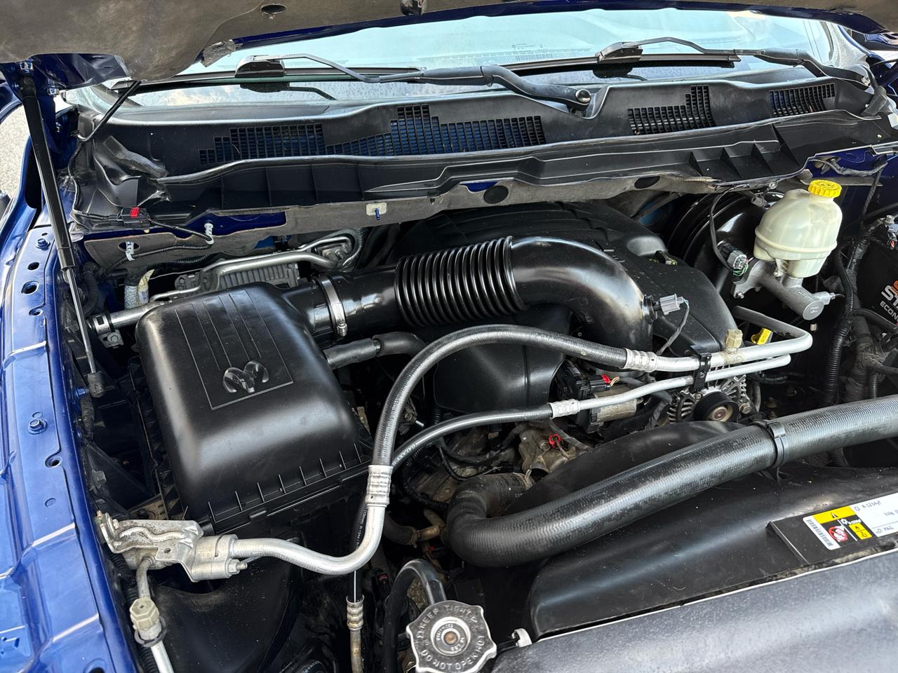 RAM 1500 Lone Star 4x4 Quad Cab 6'4" Box 2015