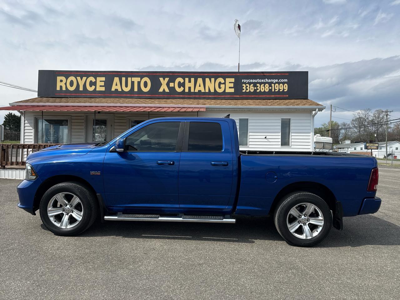 RAM 1500 Sport Quad Cab 4WD 2016