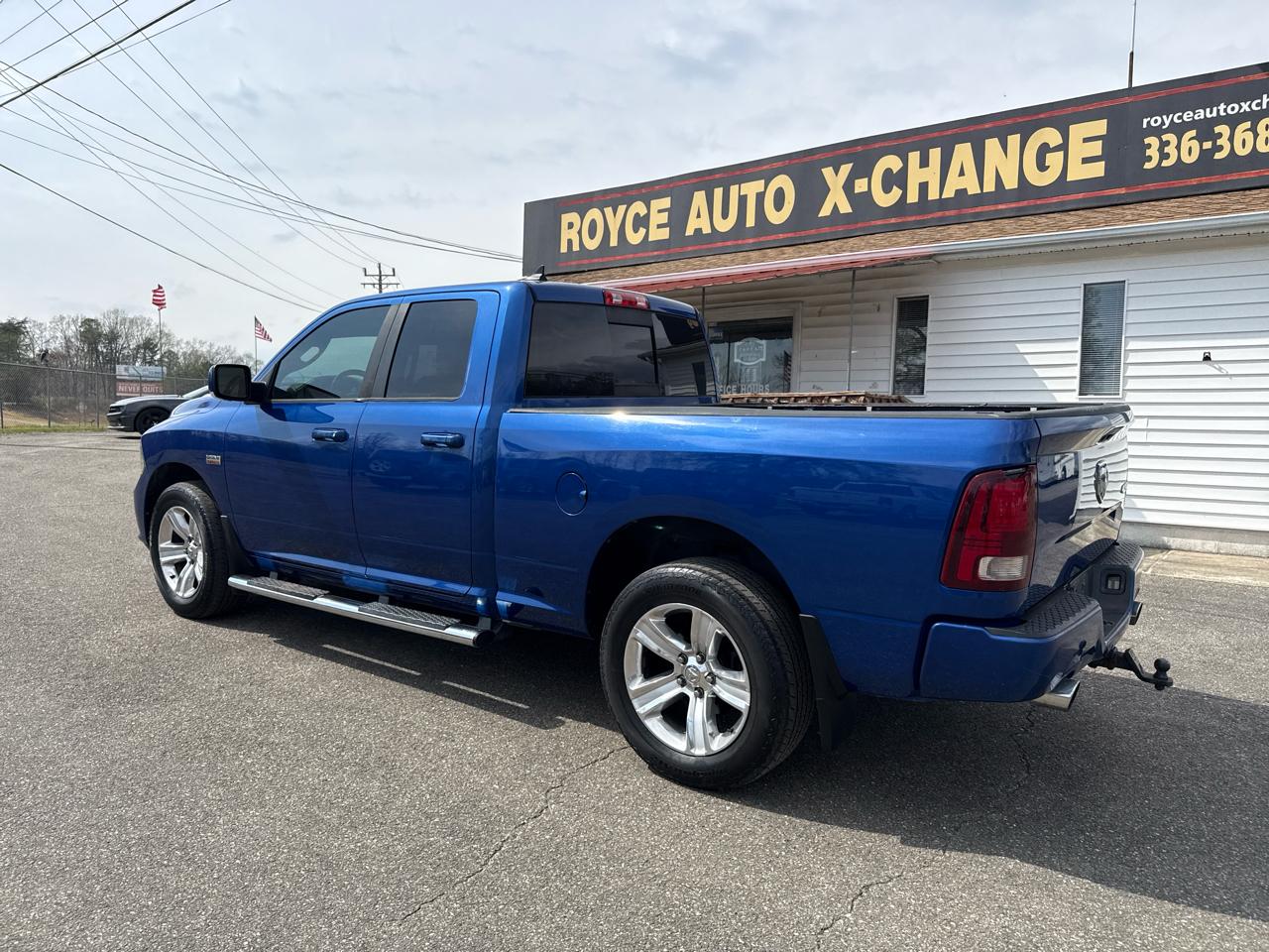 RAM 1500 Sport Quad Cab 4WD 2016