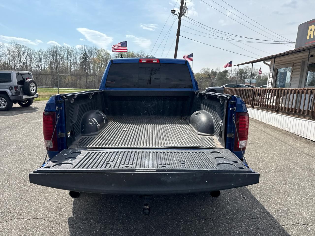 RAM 1500 Sport Quad Cab 4WD 2016