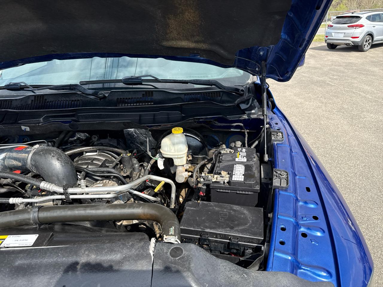 RAM 1500 Sport Quad Cab 4WD 2016