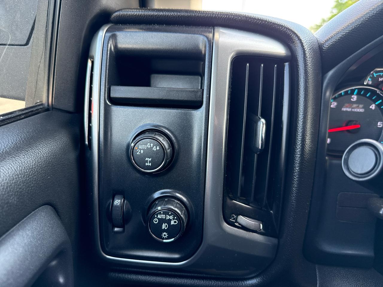 Chevrolet Silverado 1500 LT Crew Cab 4WD 2018