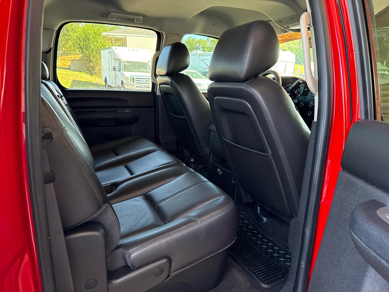 Chevrolet Silverado 1500 LT Crew Cab 4WD 2012