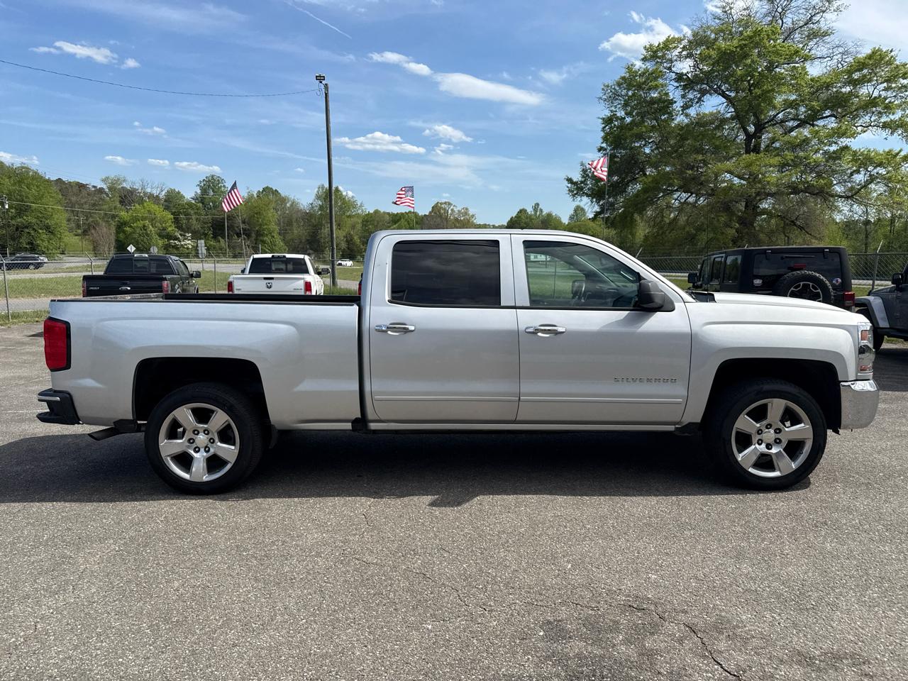 Chevrolet Silverado 1500 LT Crew Cab 4WD 2017