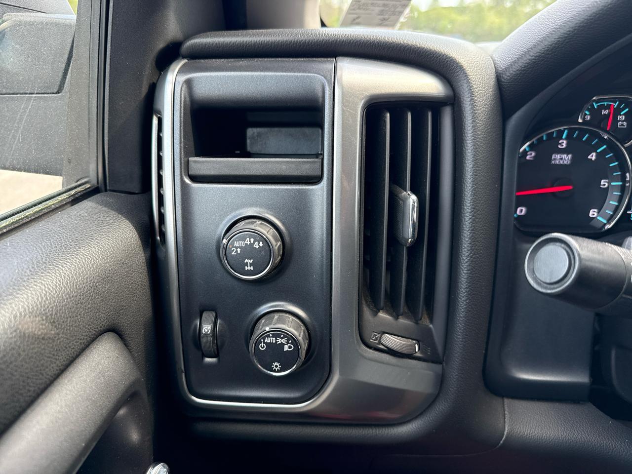 Chevrolet Silverado 1500 LT Crew Cab 4WD 2017