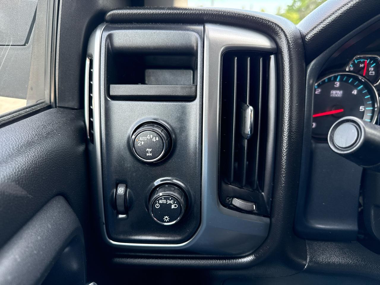 Chevrolet Silverado 1500 LT Crew Cab 4WD 2017