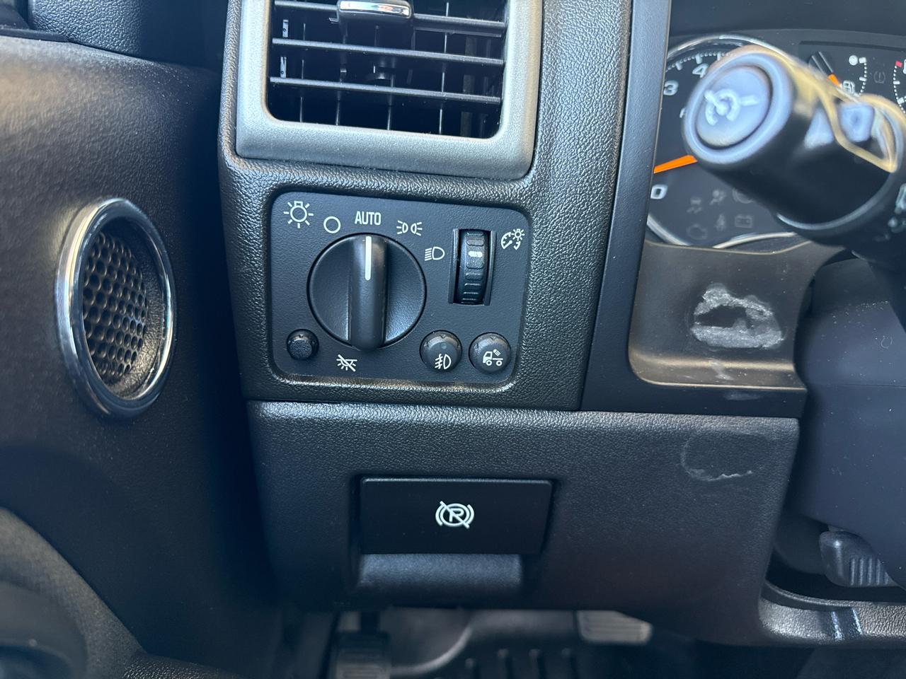 GMC Canyon SLE-1 Crew Cab 4WD 2010