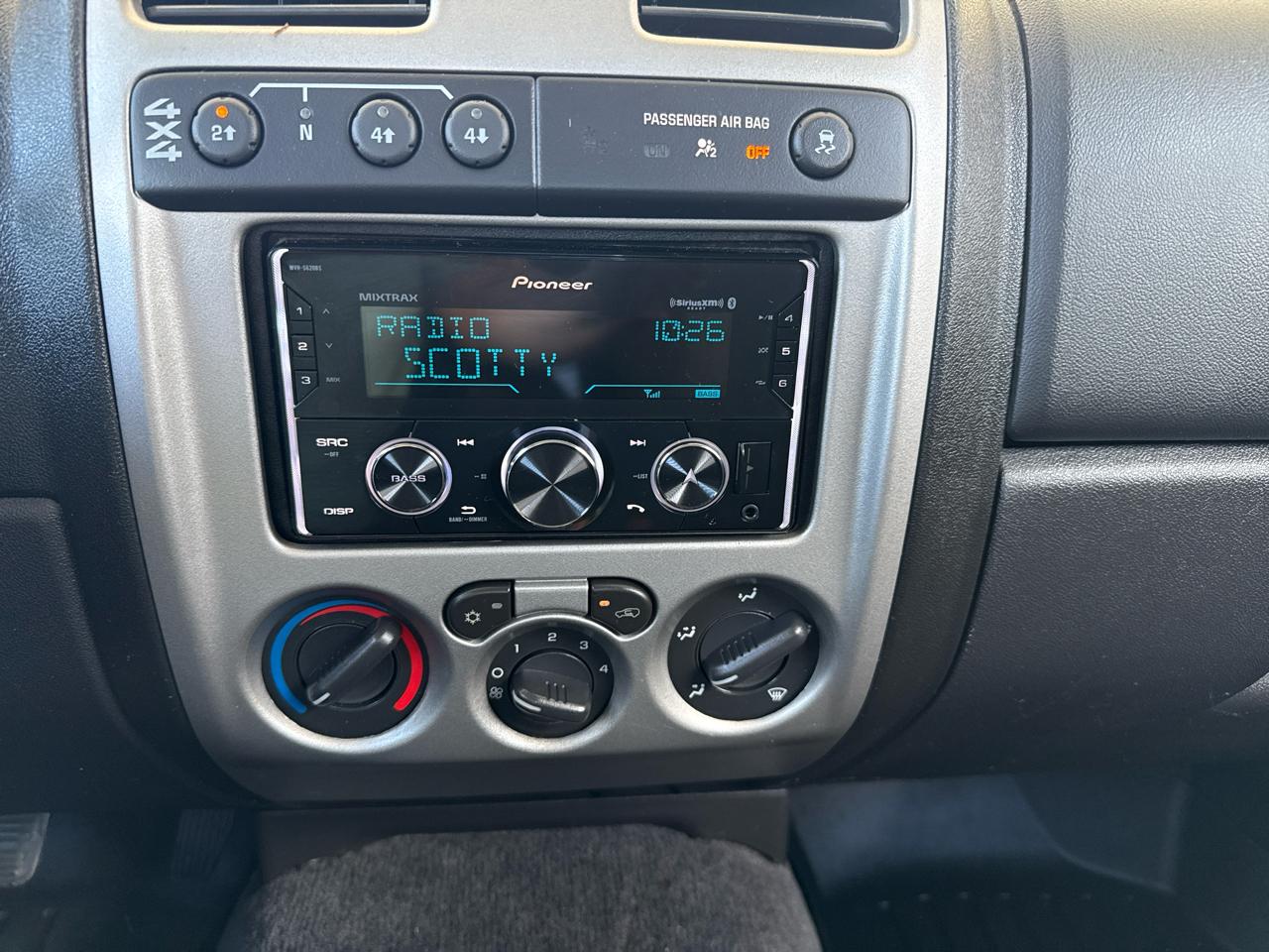 GMC Canyon SLE-1 Crew Cab 4WD 2010