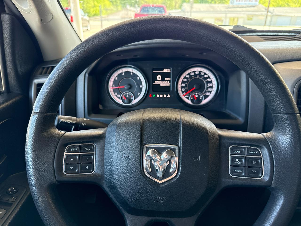 RAM 1500 Classic Tradesman Quad Cab 2WD 2020