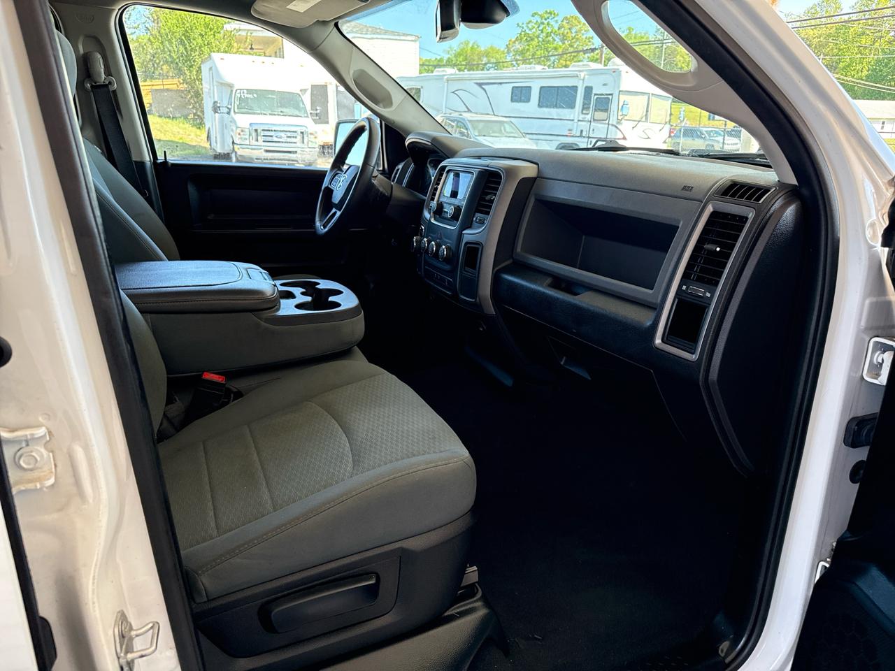 RAM 1500 Classic Tradesman Quad Cab 2WD 2020