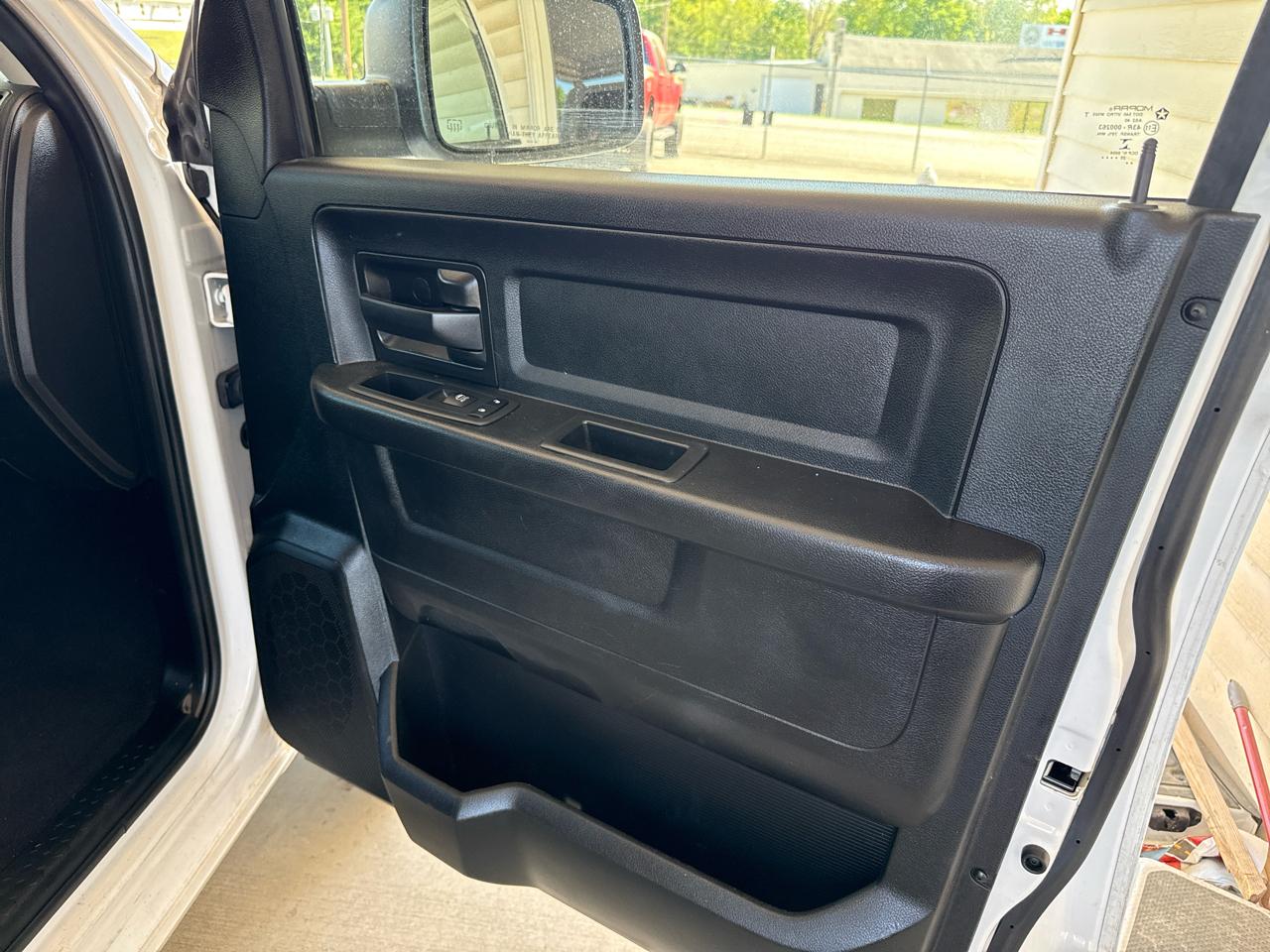 RAM 1500 Classic Tradesman Quad Cab 2WD 2020