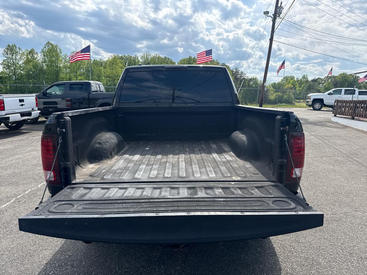 RAM 1500 Tradesman Crew Cab SWB 4WD 2014