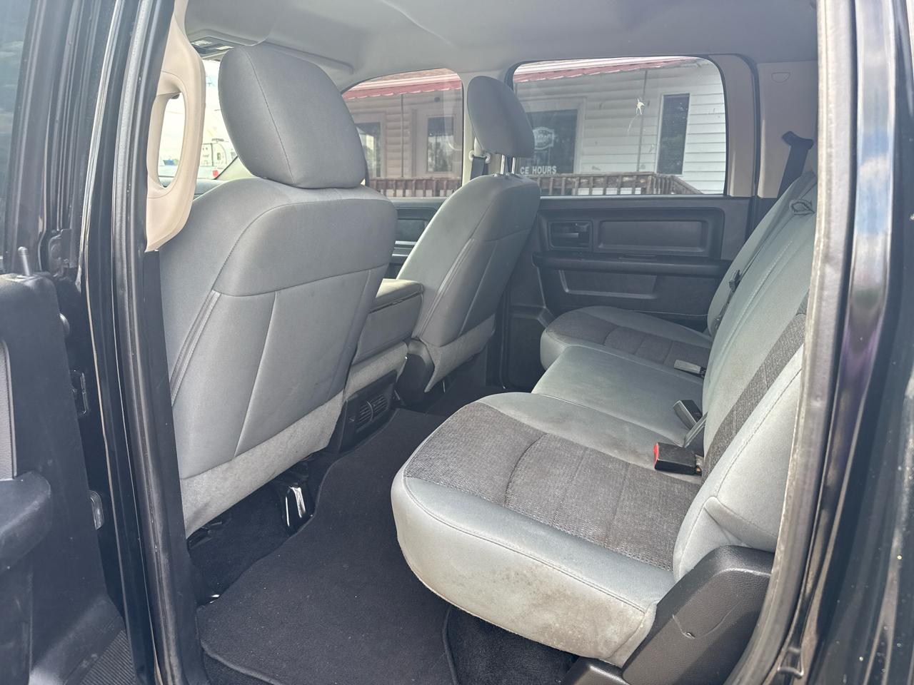 RAM 1500 Tradesman Crew Cab SWB 4WD 2014