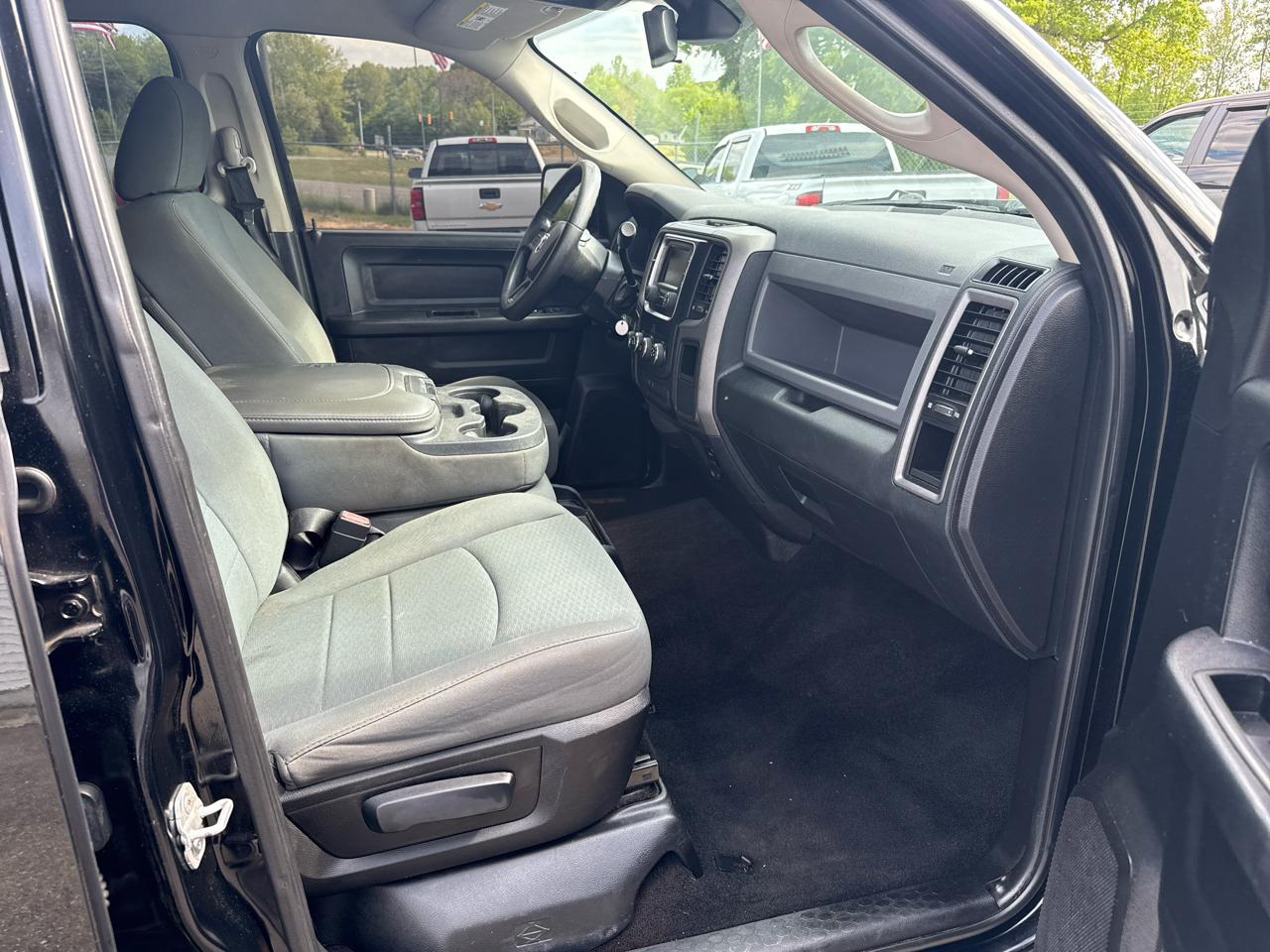 RAM 1500 Tradesman Crew Cab SWB 4WD 2014