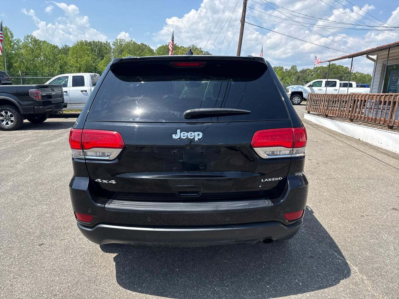 Jeep Grand Cherokee Laredo 4WD 2017