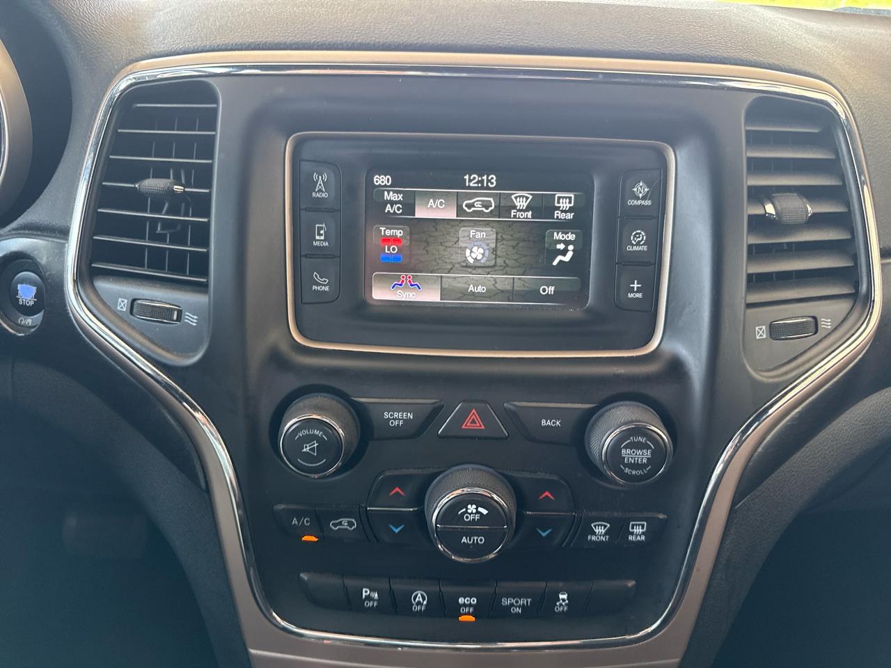 Jeep Grand Cherokee Laredo 4WD 2017