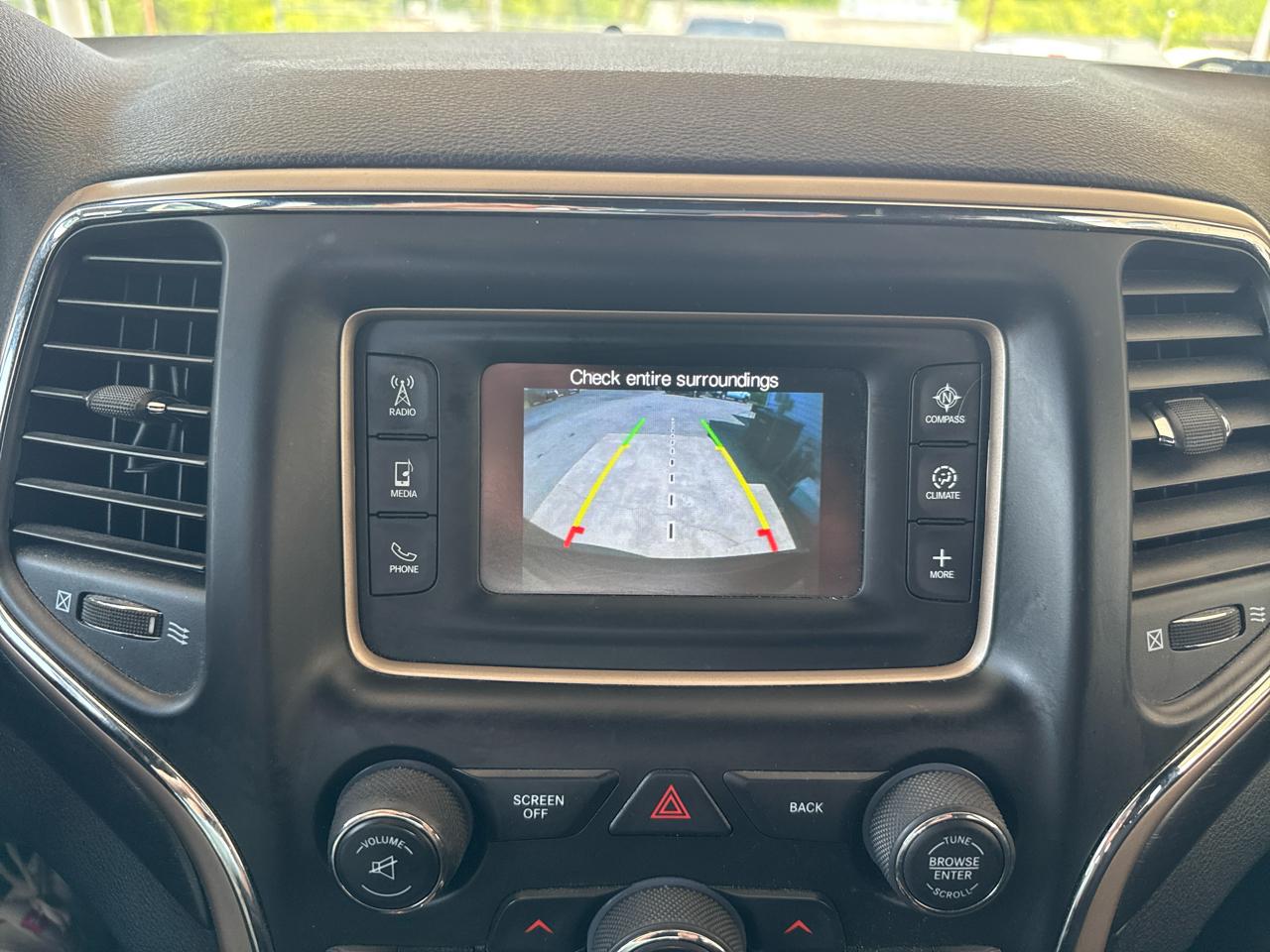 Jeep Grand Cherokee Laredo 4WD 2017