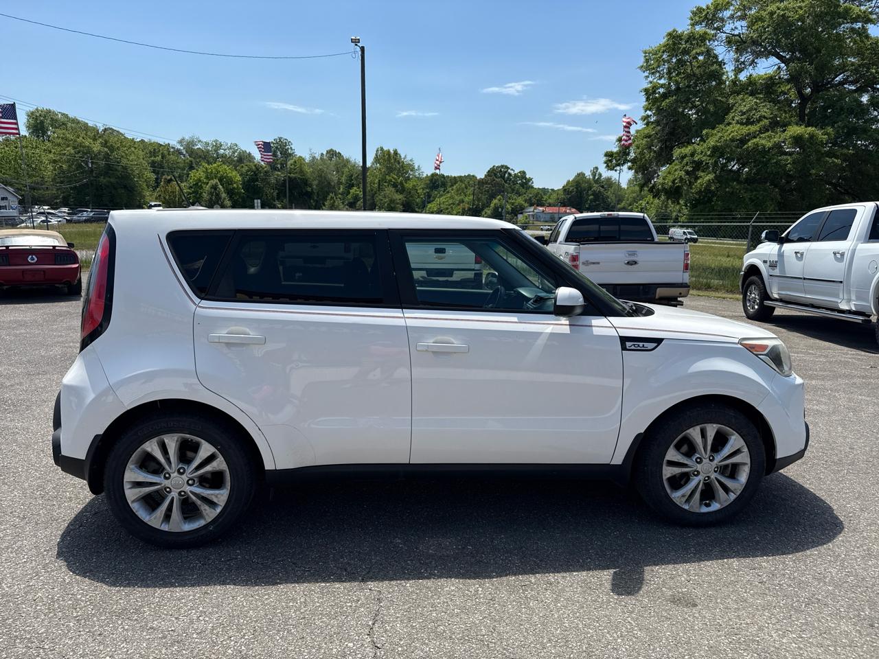 Kia Soul + 2015