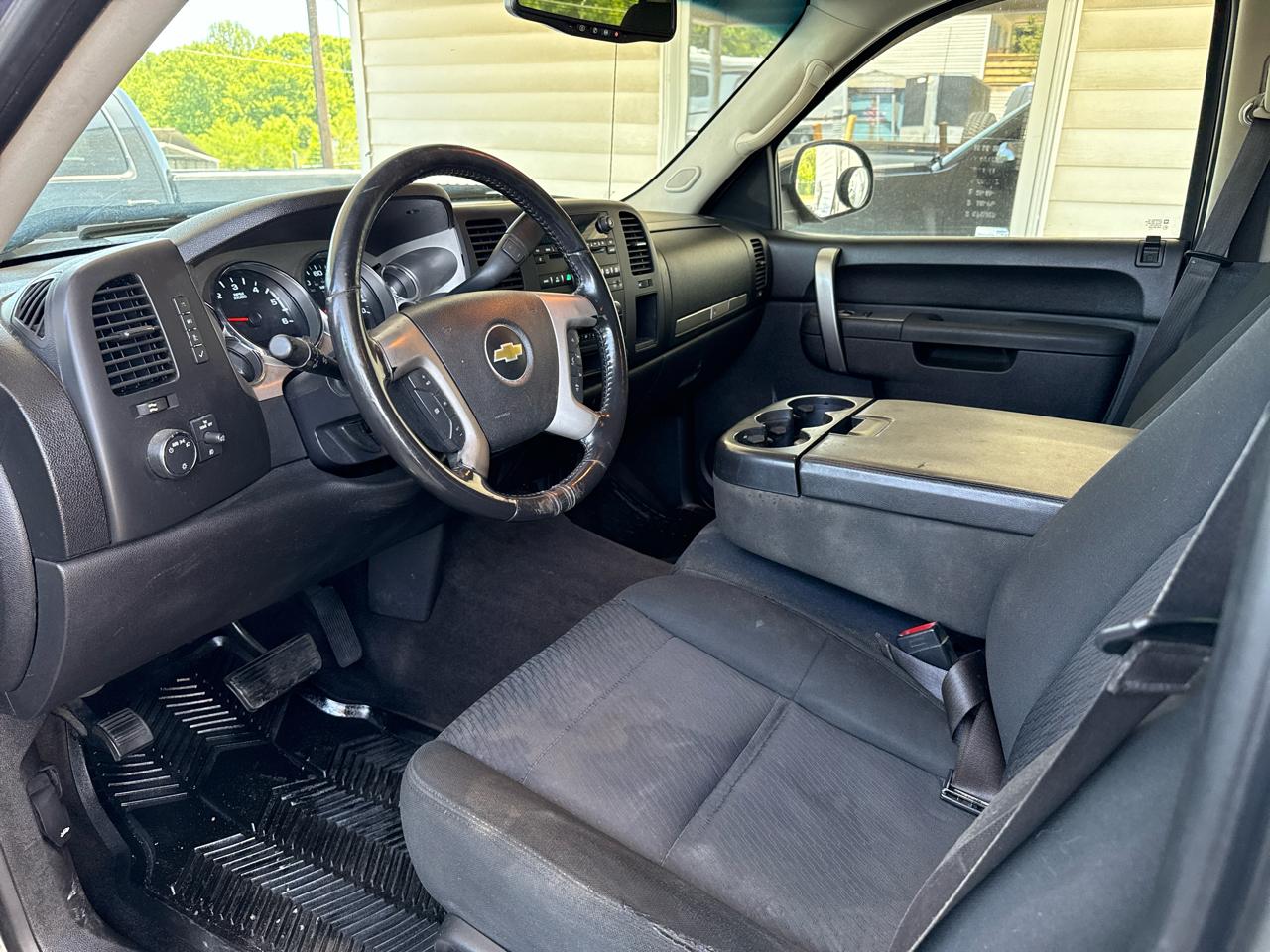 Chevrolet Silverado 1500 LT Crew Cab 2WD 2013