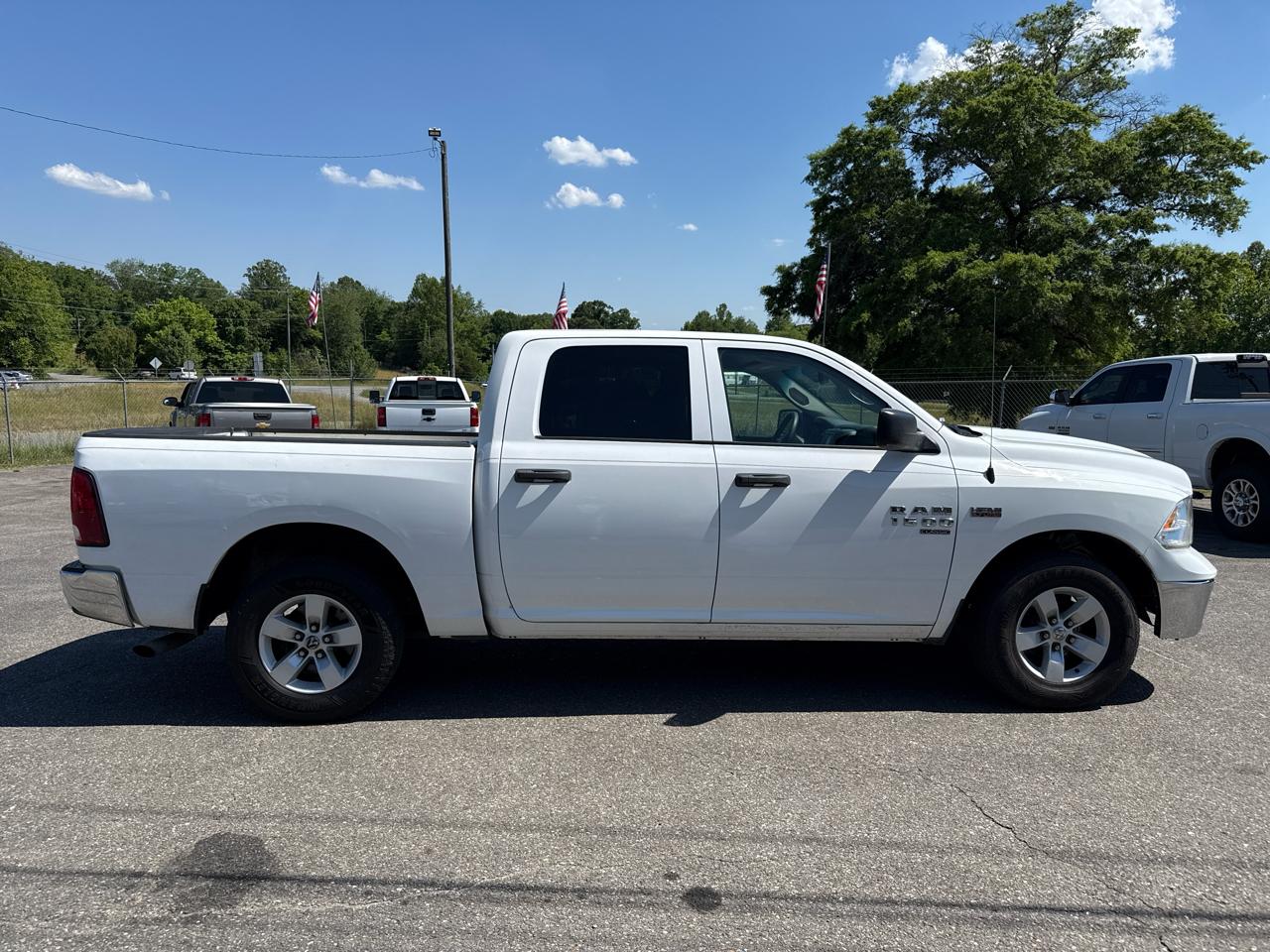 RAM 1500 Classic Tradesman Crew Cab SWB 2WD 2020