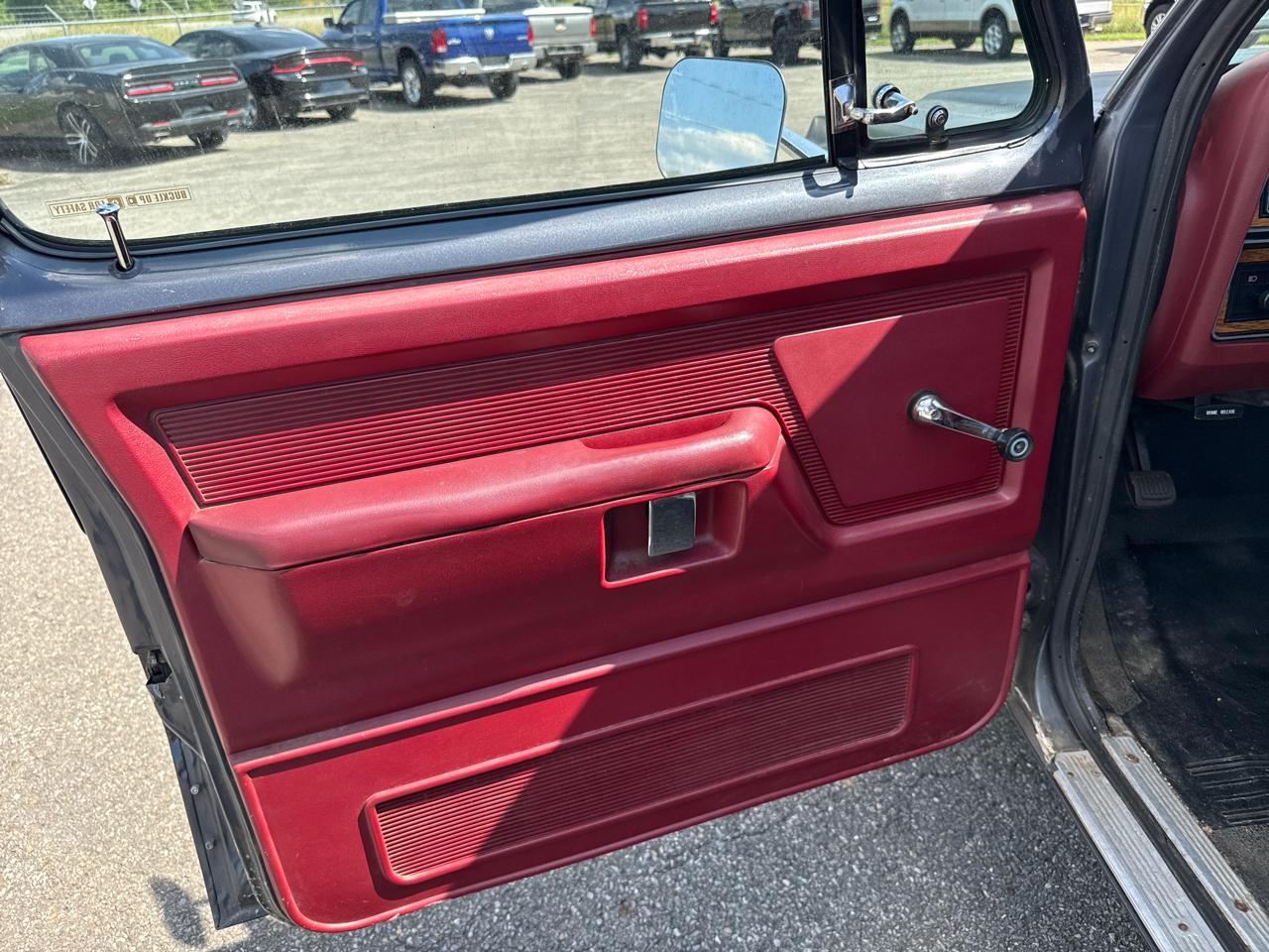 Dodge D100 Custom 2WD 1987