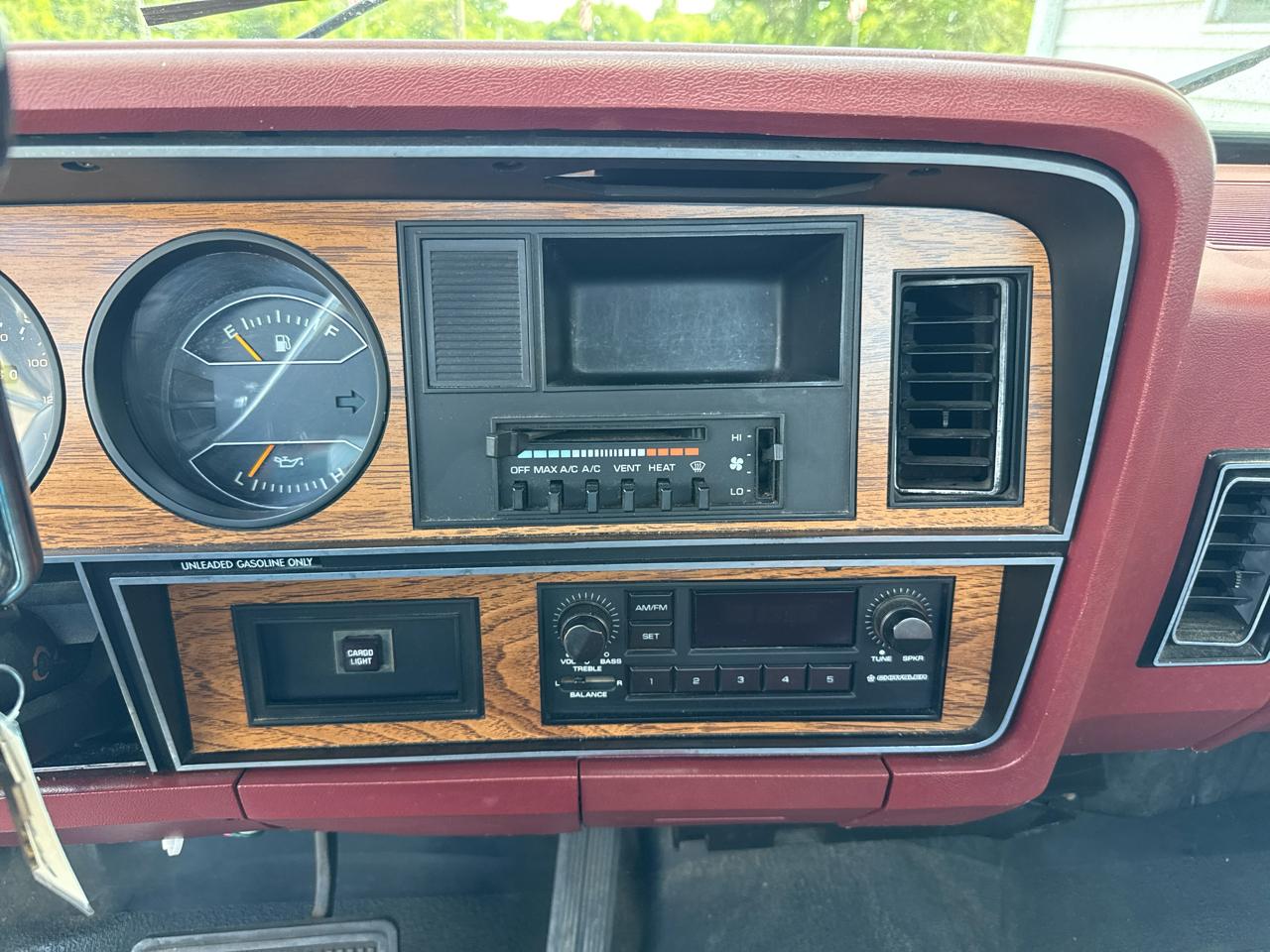 Dodge D100 Custom 2WD 1987