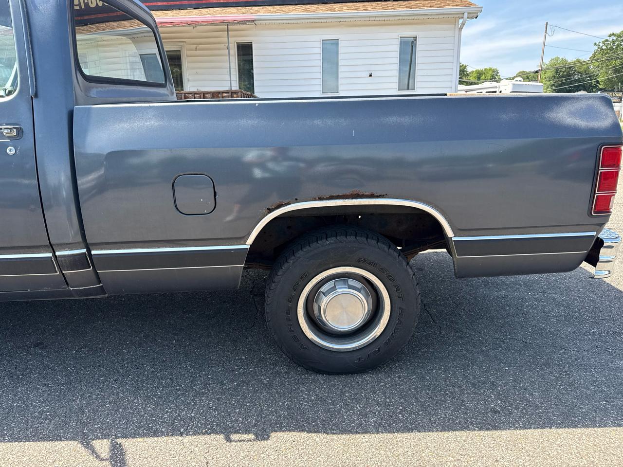 Dodge D100 Custom 2WD 1987