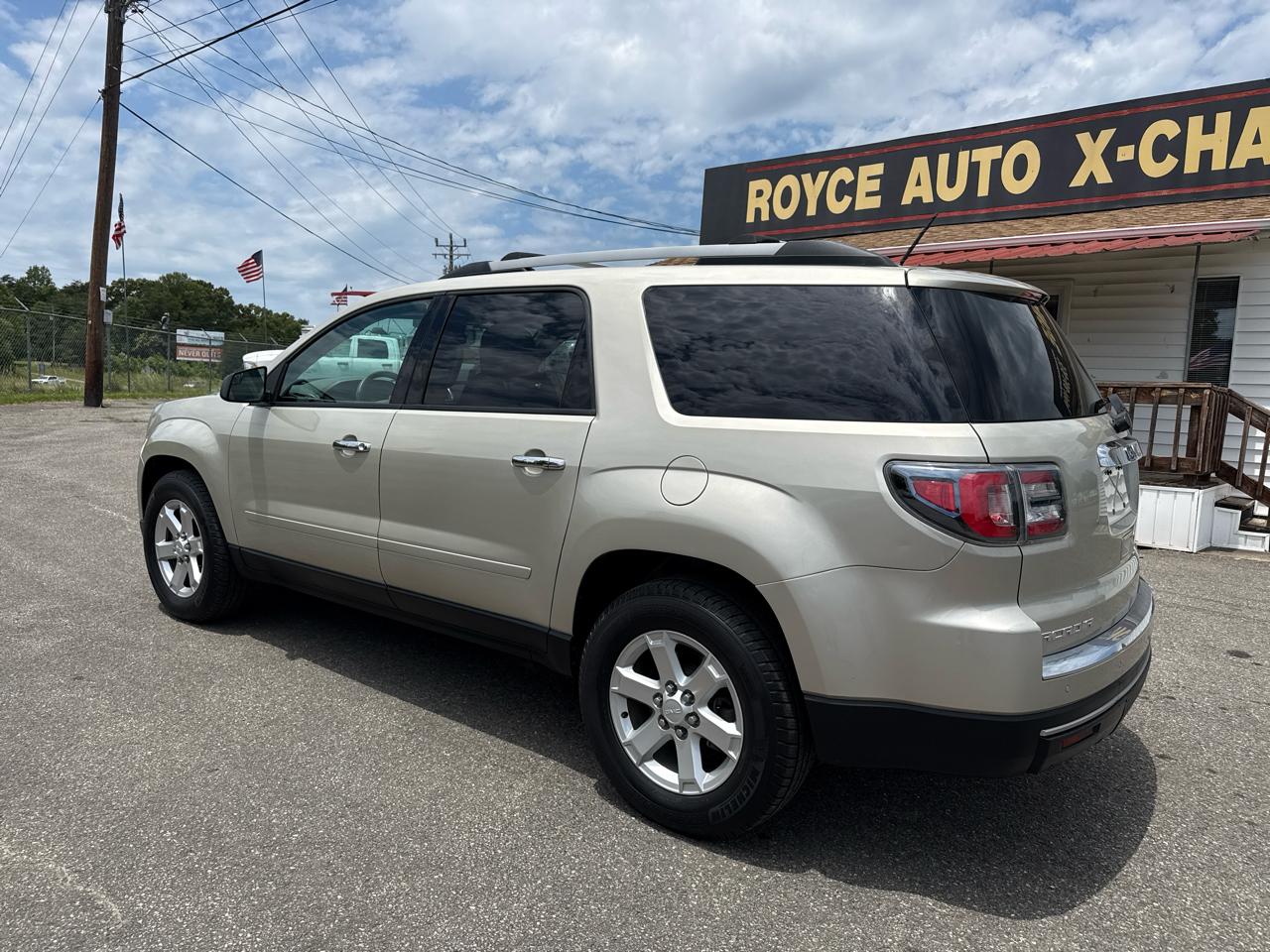 GMC Acadia SLE-1 FWD 2014