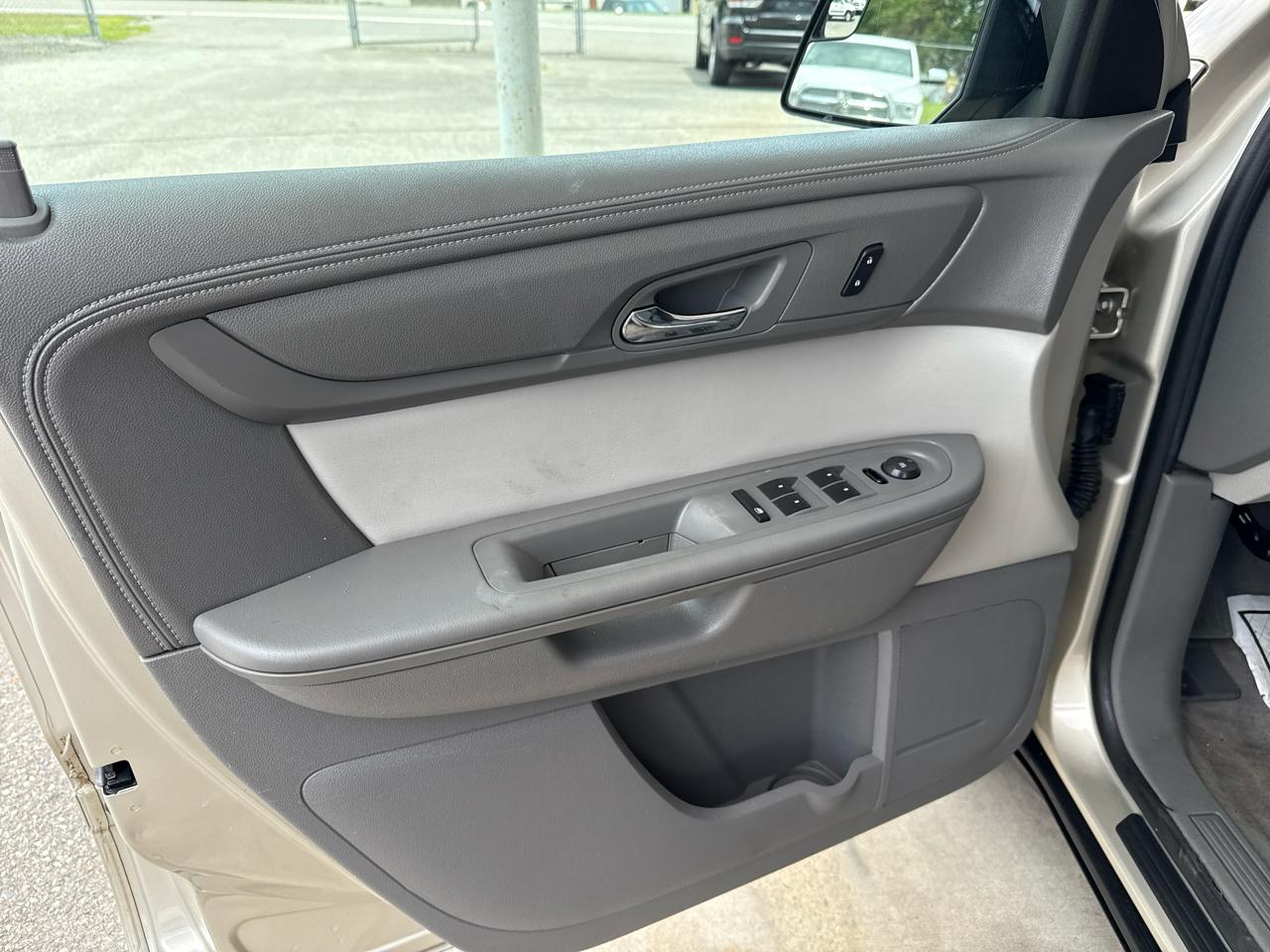 GMC Acadia SLE-1 FWD 2014