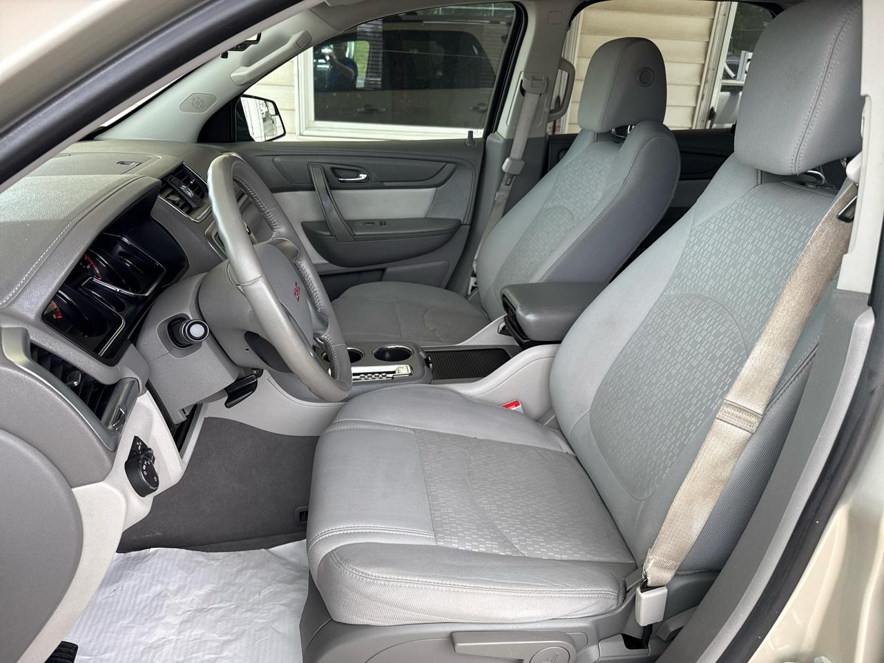 GMC Acadia SLE-1 FWD 2014