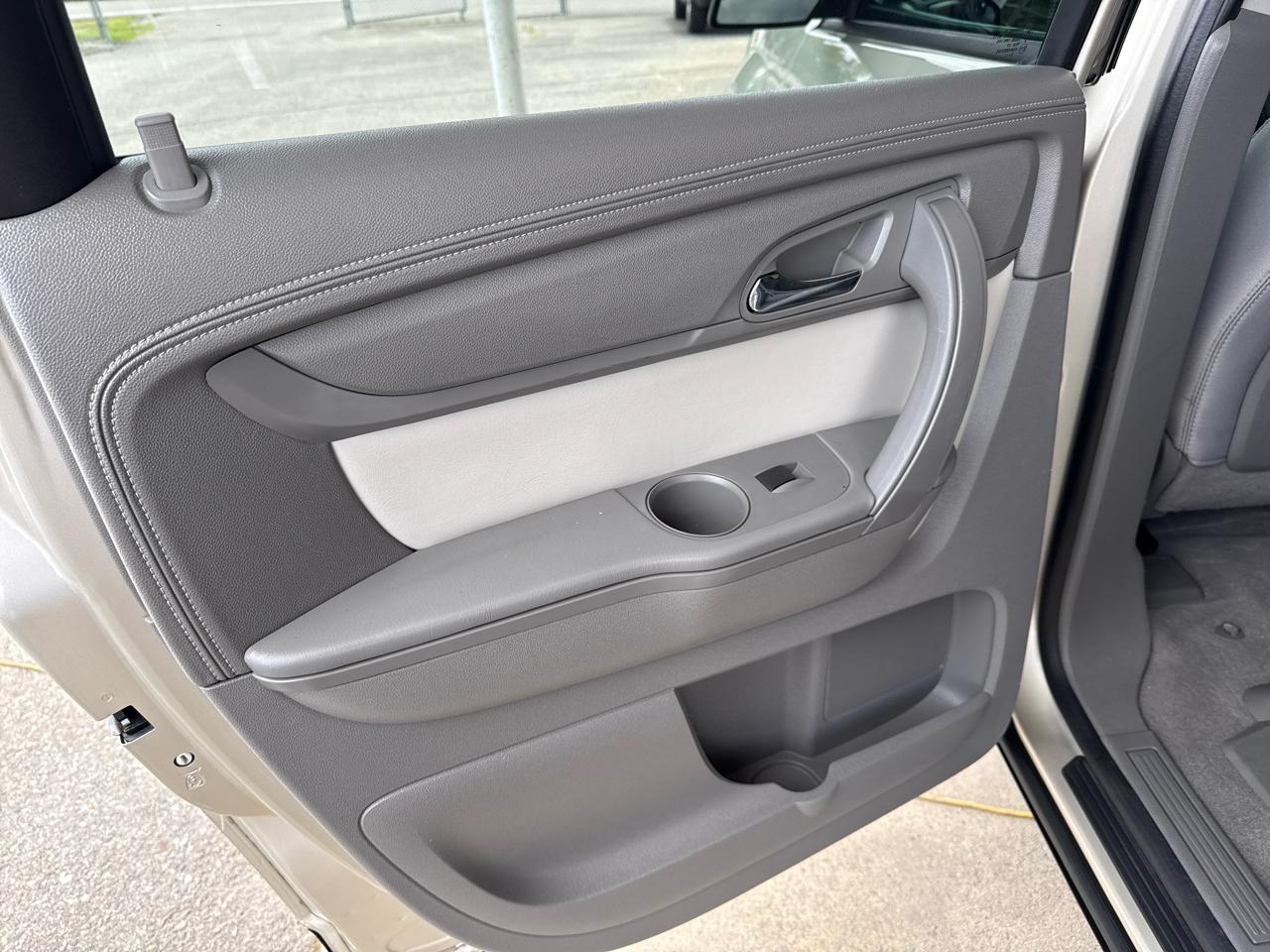 GMC Acadia SLE-1 FWD 2014