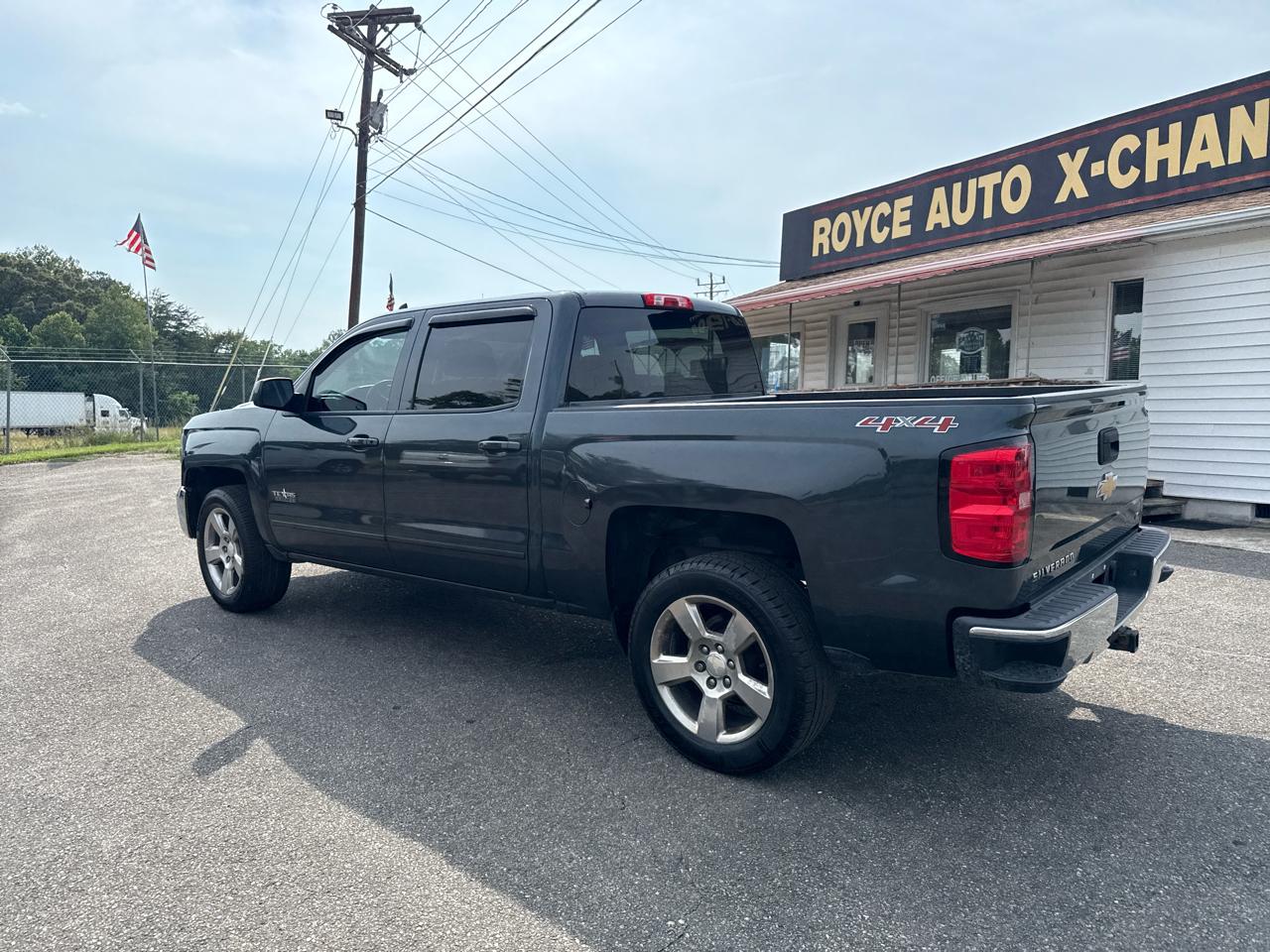 Chevrolet Silverado 1500 LT Crew Cab 4WD 2017
