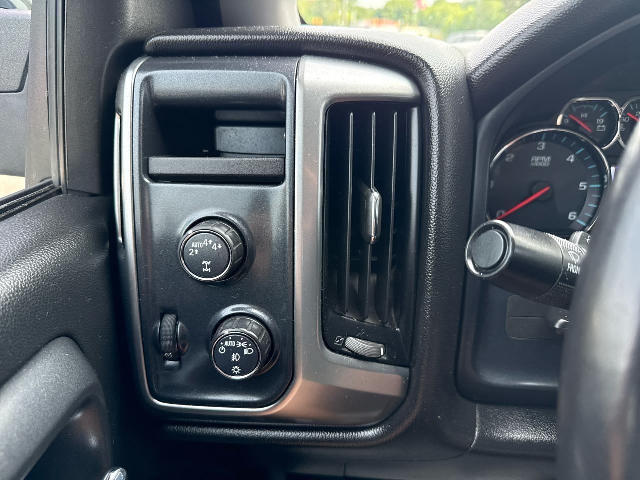 Chevrolet Silverado 1500 LT Crew Cab 4WD 2017