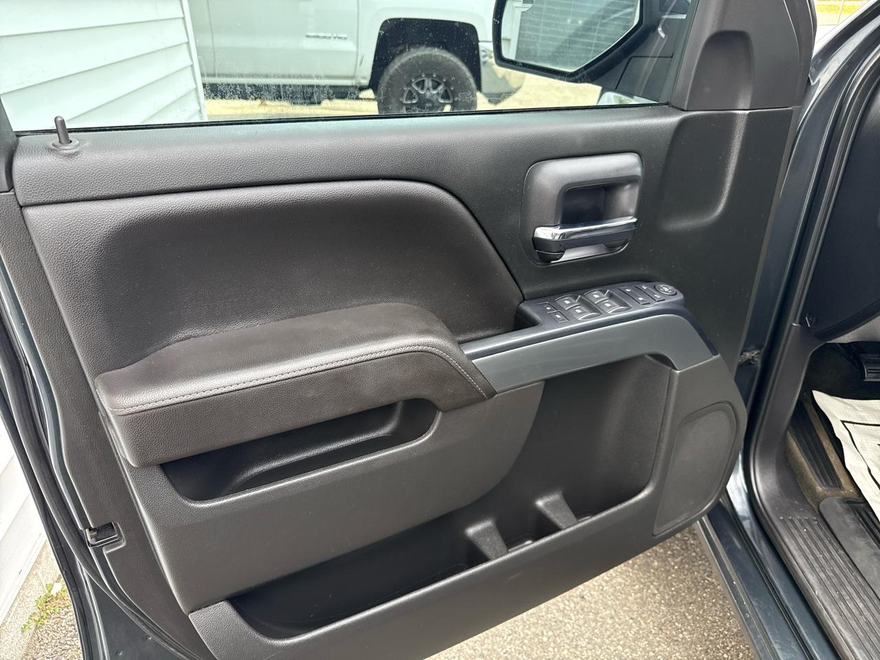 Chevrolet Silverado 1500 LT Crew Cab 4WD 2017