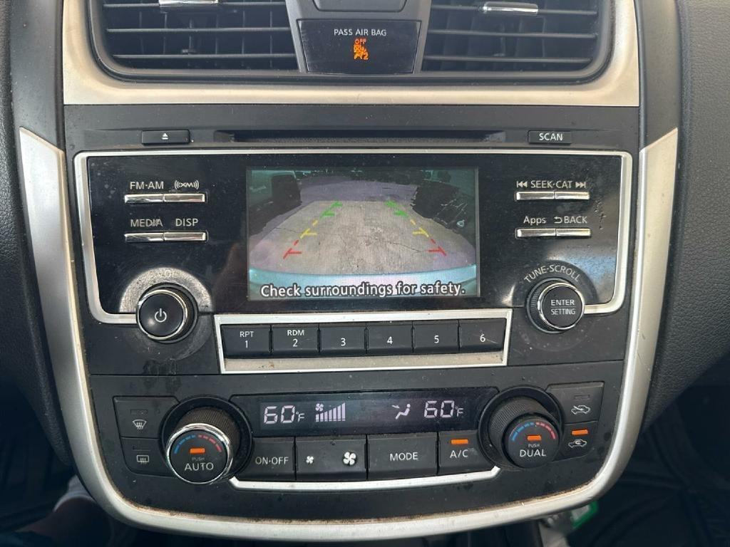 Nissan Altima  2016