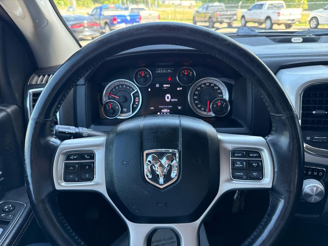 RAM 1500 Laramie Quad Cab 2WD 2017