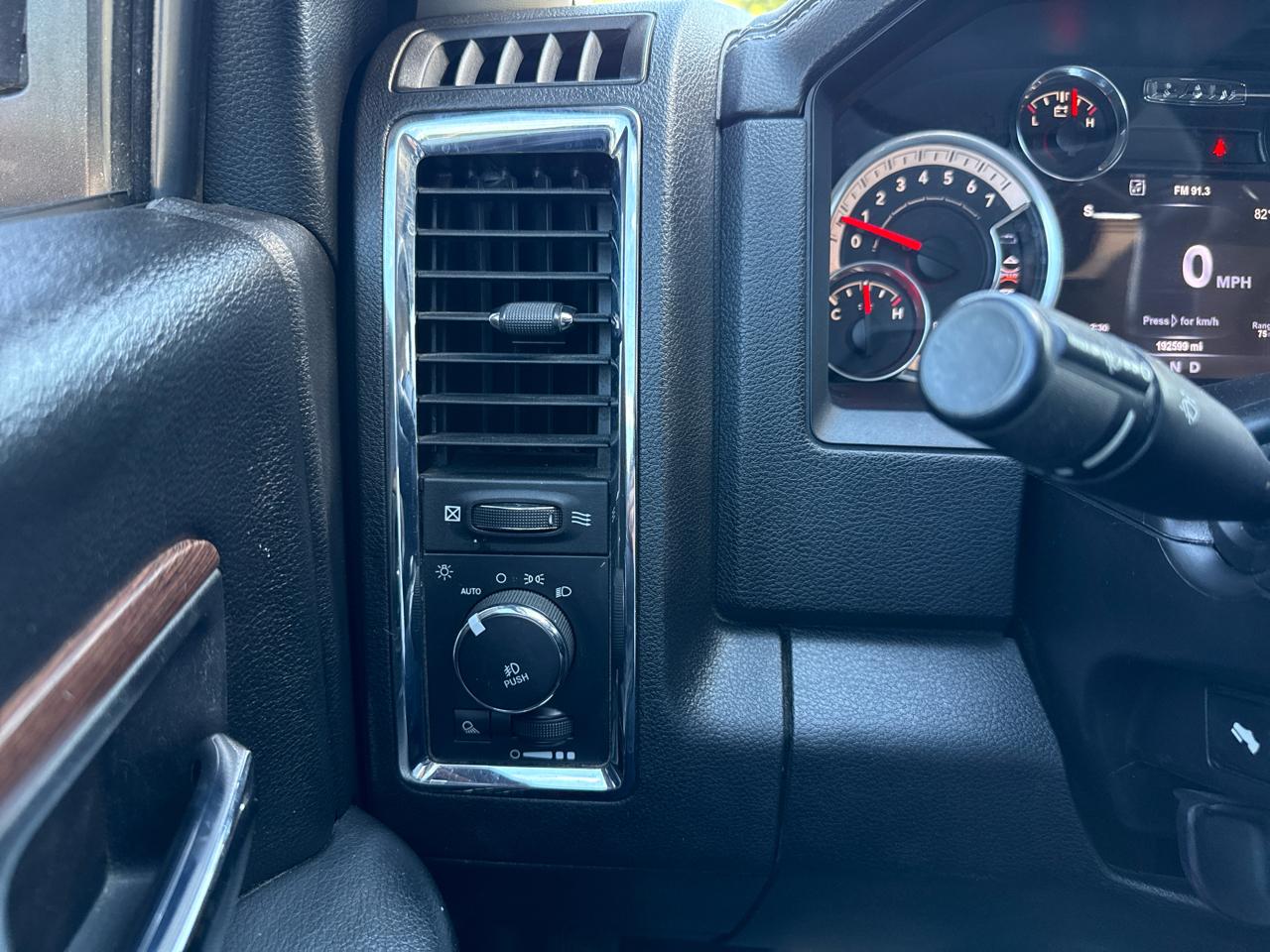 RAM 1500 Laramie Quad Cab 2WD 2017