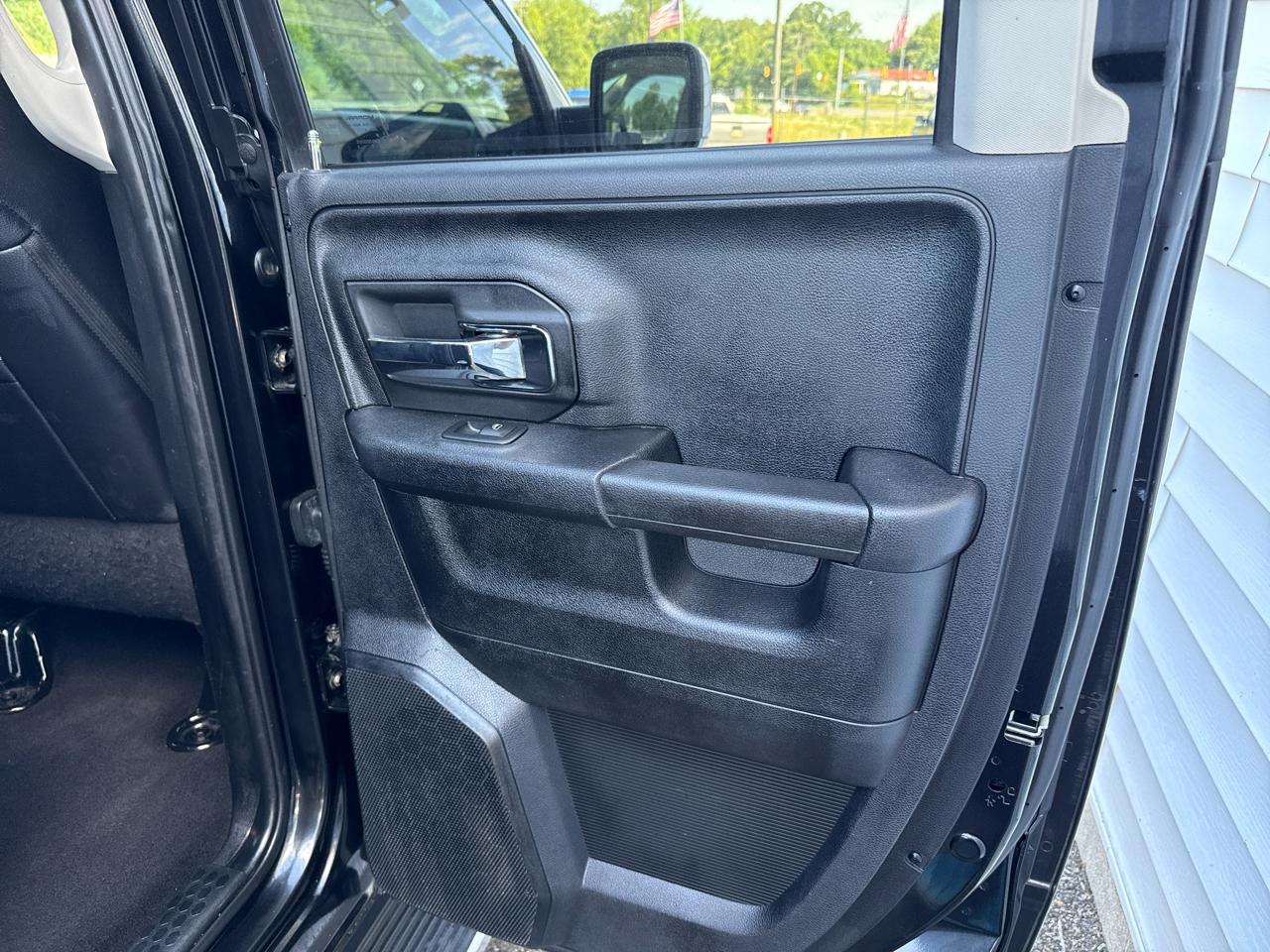 RAM 1500 Laramie Quad Cab 2WD 2017