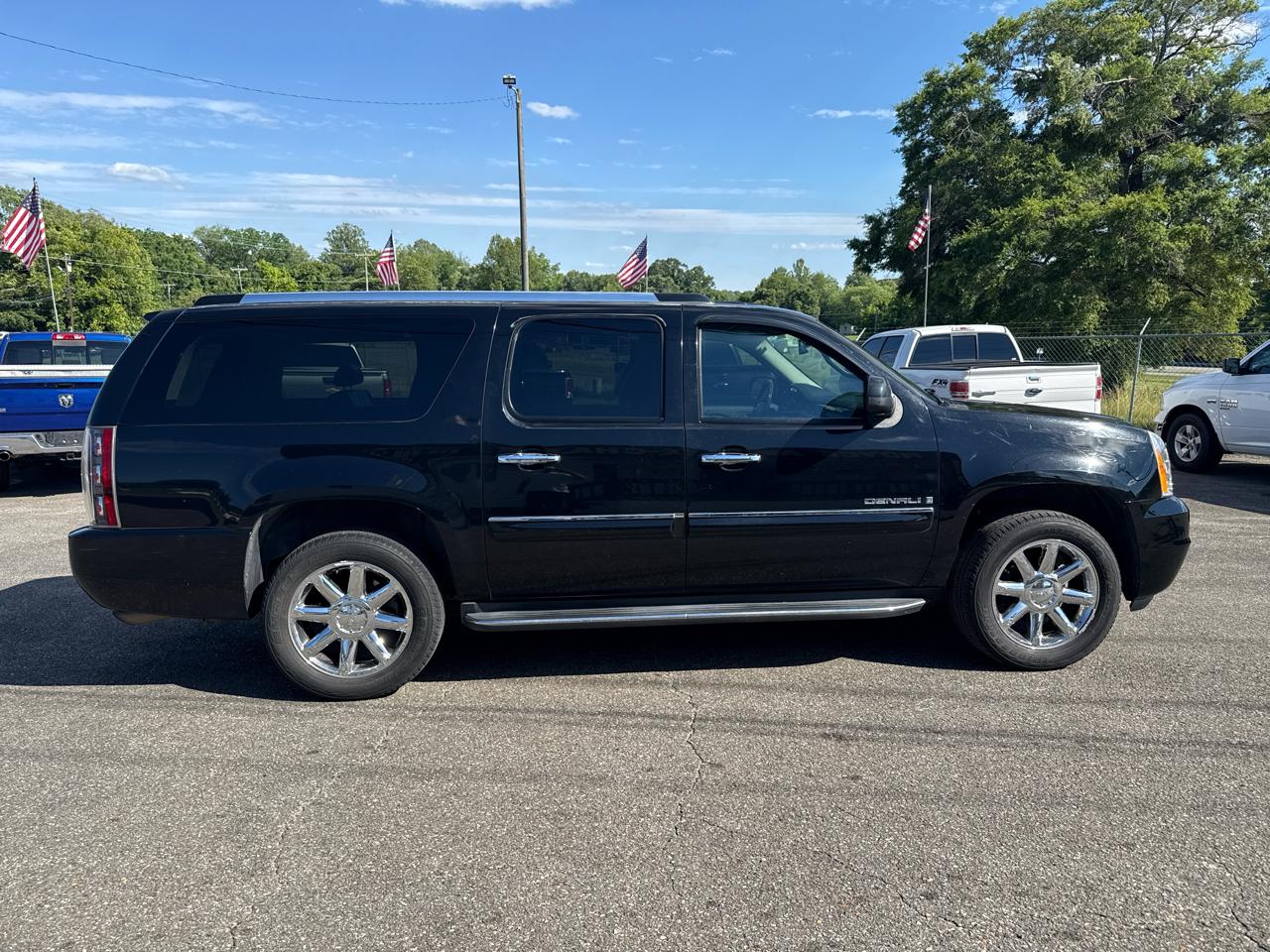 GMC Yukon Denali XL AWD 2008