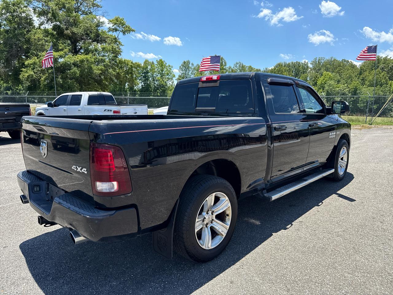 RAM 1500 Sport Crew Cab 4WD 2013