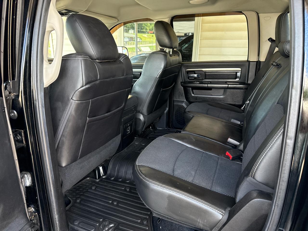 RAM 1500 Sport Crew Cab 4WD 2013