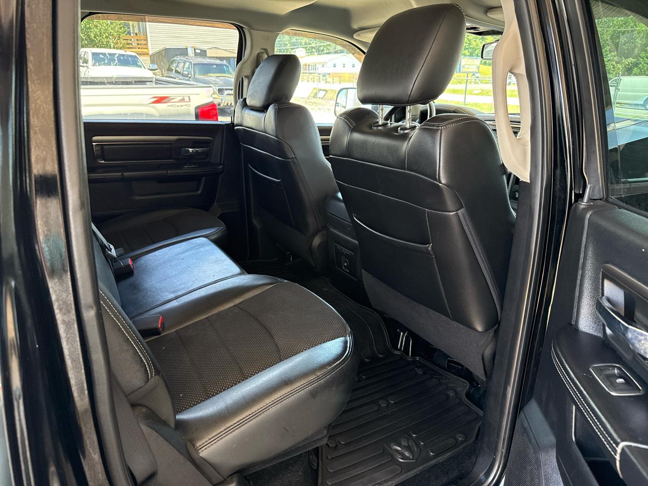 RAM 1500 Sport Crew Cab 4WD 2013