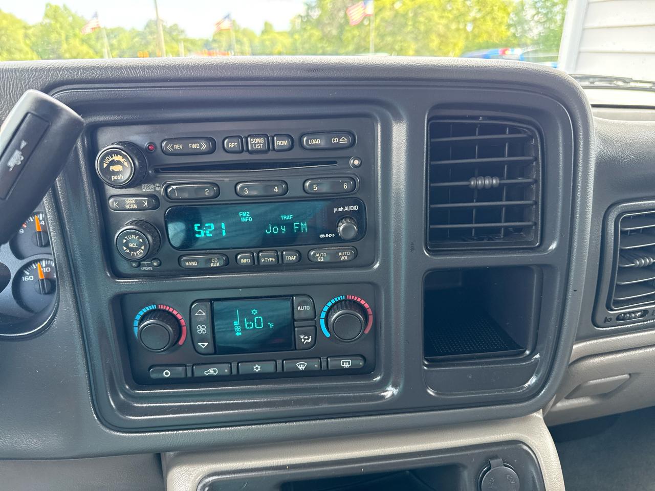 Chevrolet Suburban LT 2500 4WD 2004