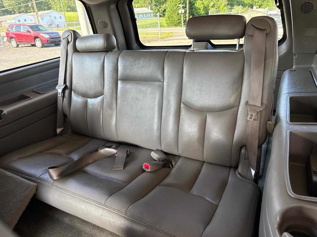 Chevrolet Suburban LT 2500 4WD 2004
