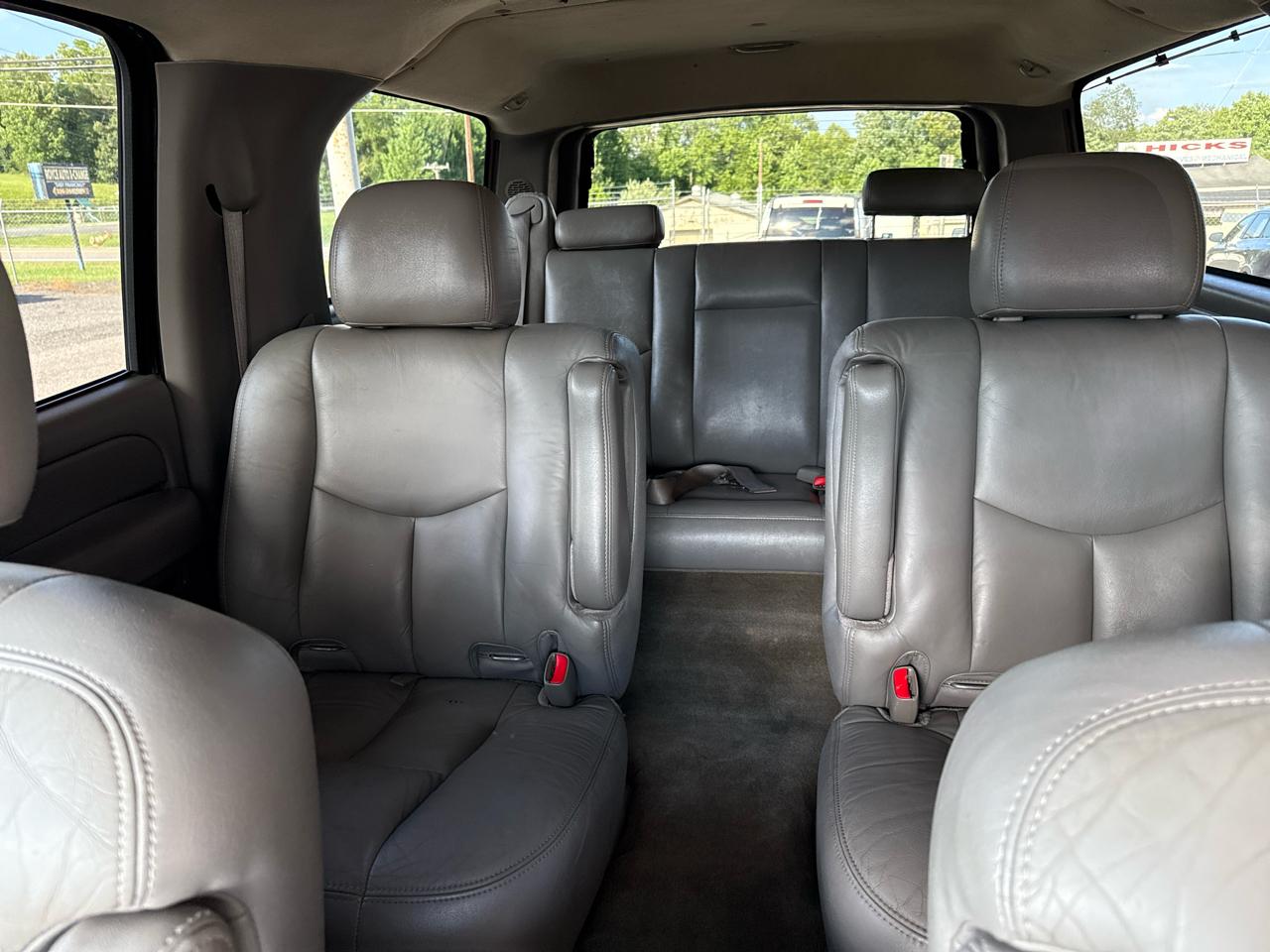 Chevrolet Suburban LT 2500 4WD 2004
