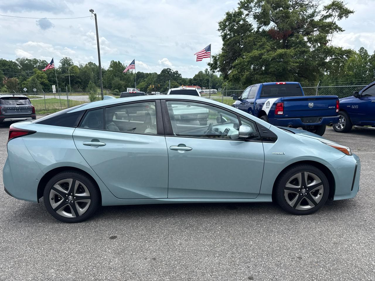 Toyota Prius XLE 2019