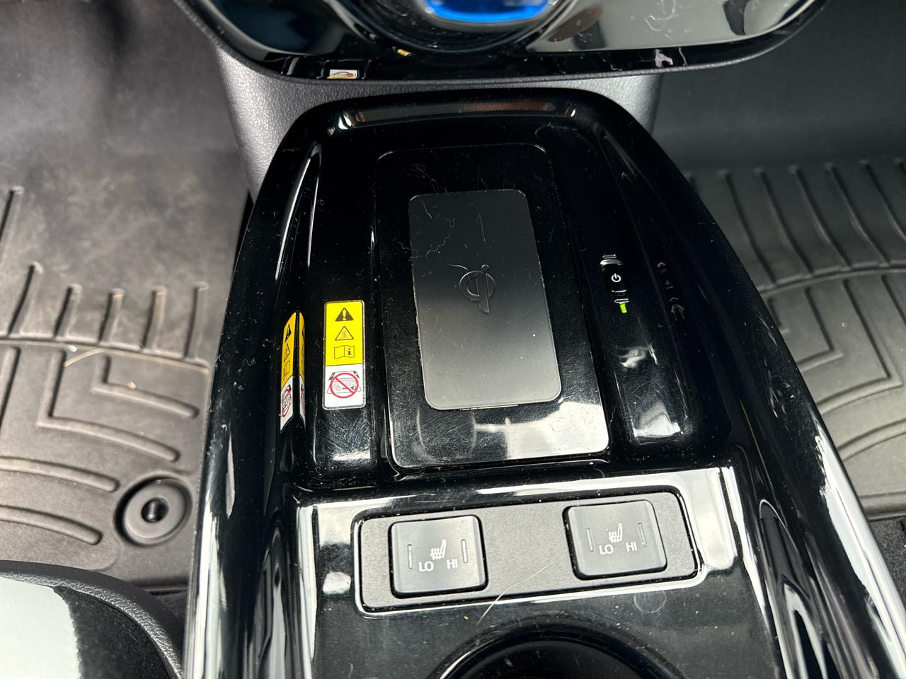 Toyota Prius XLE 2019