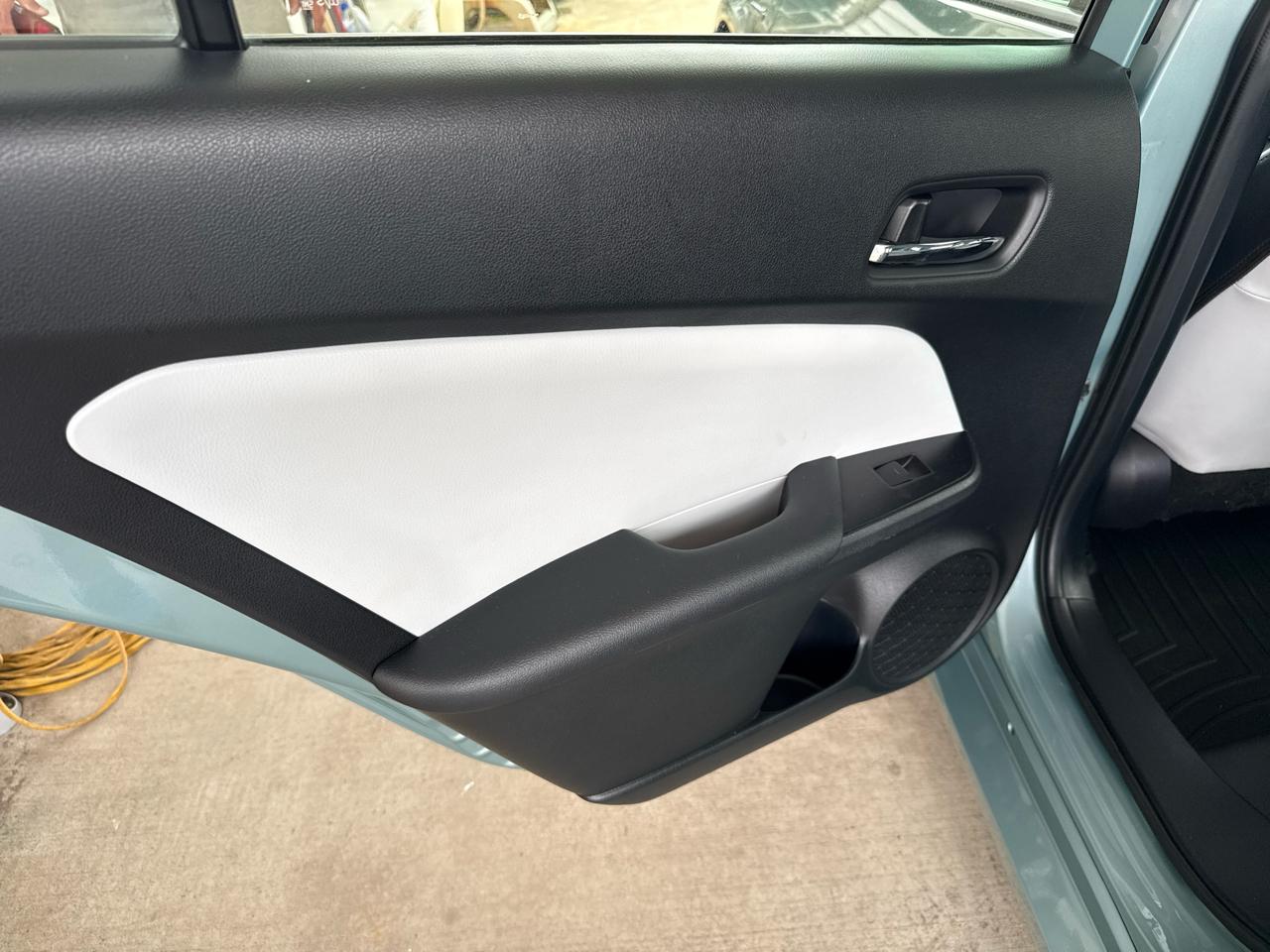 Toyota Prius XLE 2019